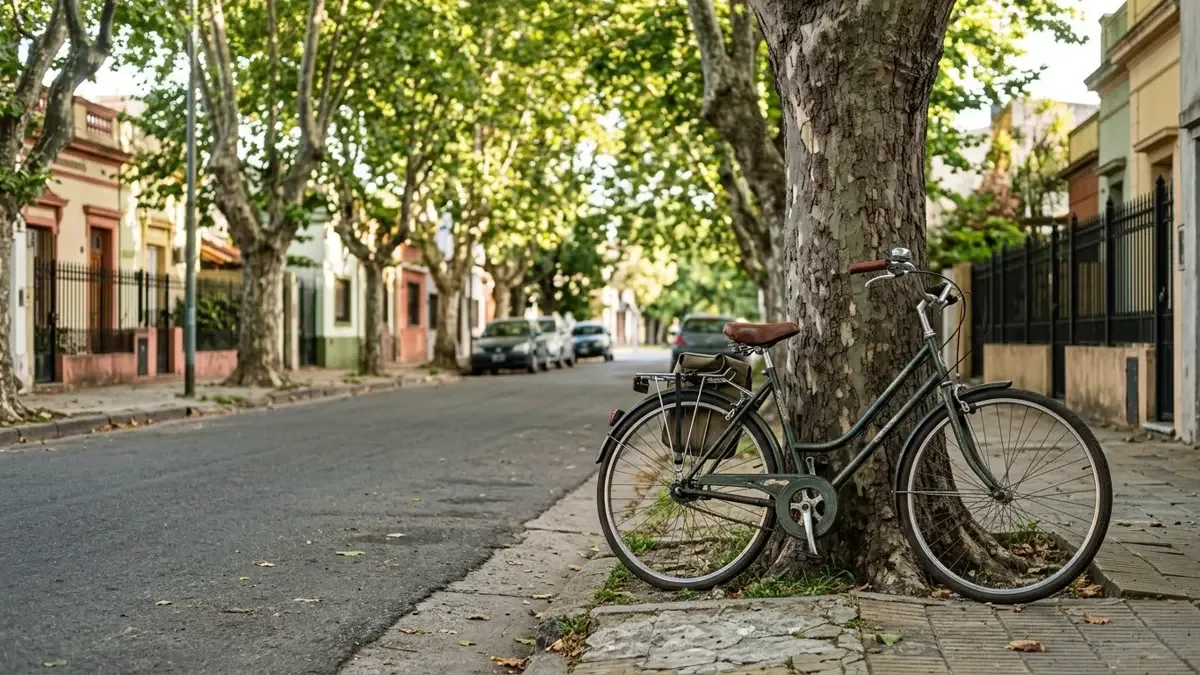 Andar en bicicleta por Quilmes con una mirada de recorrido urbano
