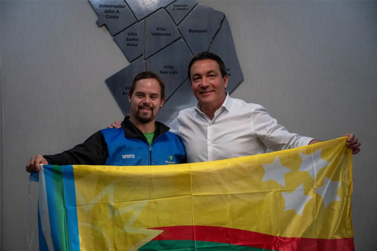 Andrés Watson recibió a Ignacio Bértoli, el varelense que clasificó al Mundial de Futsal