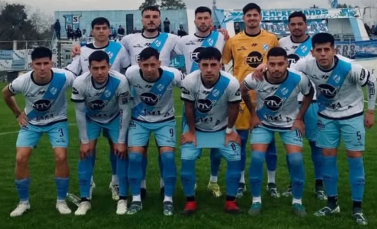 Argentino de Quilmes se impuso 1-0 ante Liniers y acortó distancias con el Reducido
